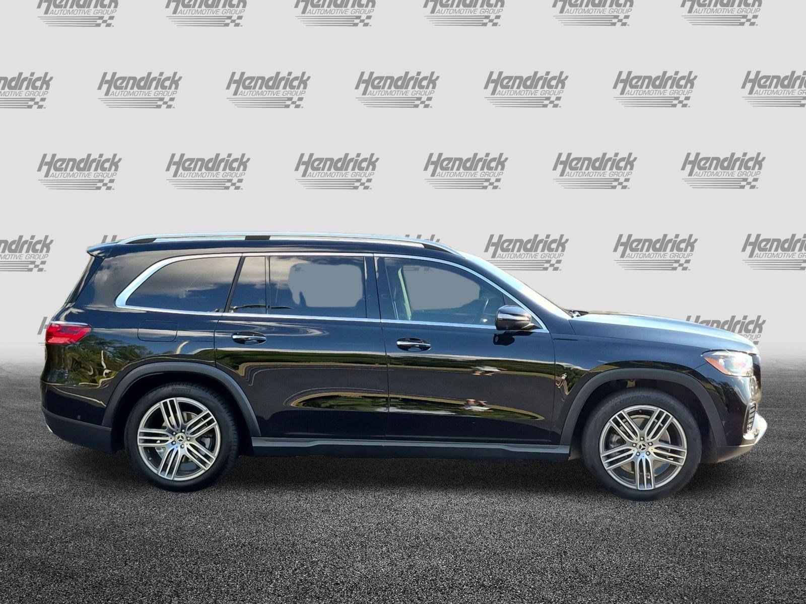 Certified 2024 Mercedes-Benz GLS 450 4MATIC image 11