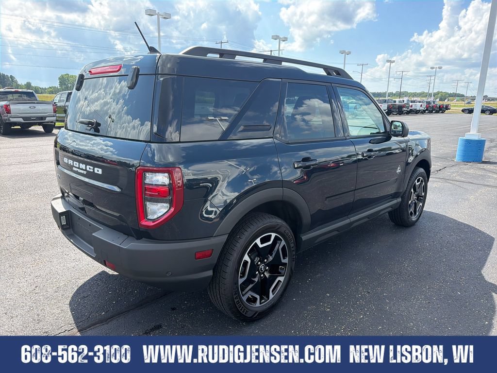 Used 2022 Ford Bronco Sport Outer Banks w/ Tech Package AWD/4WD image 5