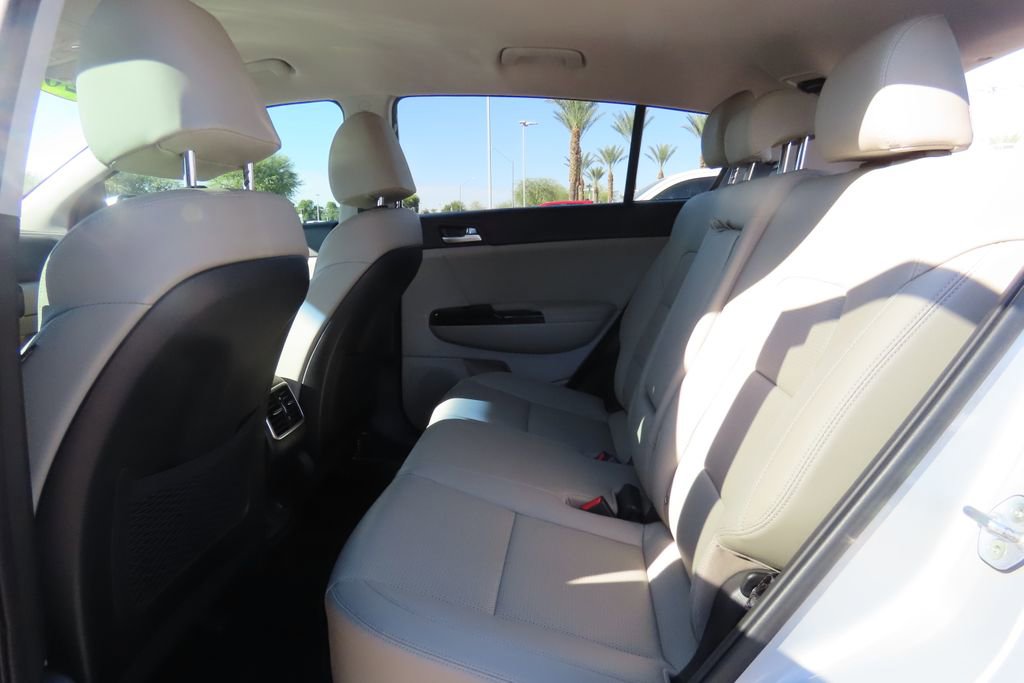 Used 2020 Kia Sportage EX image 20