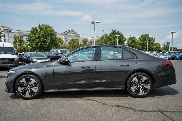 New 2027 Mercedes-Benz E 350 4MATIC Sedan image 4