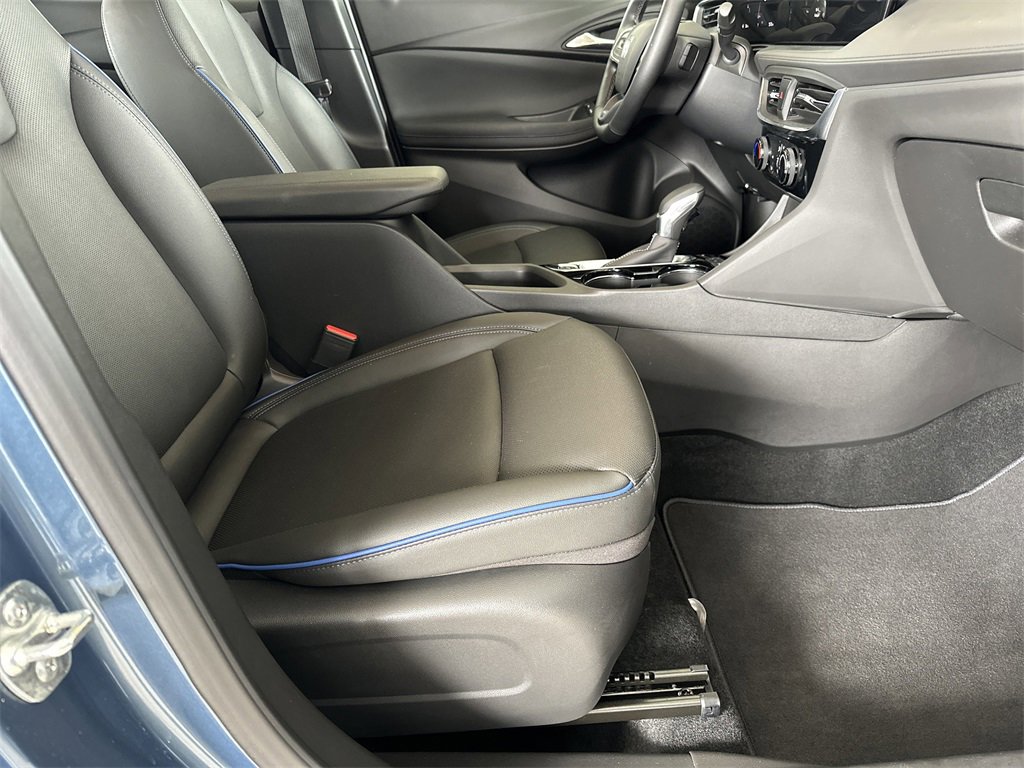 New 2025 Buick Encore GX Sport Touring w/ Advanced Technology Package image 36