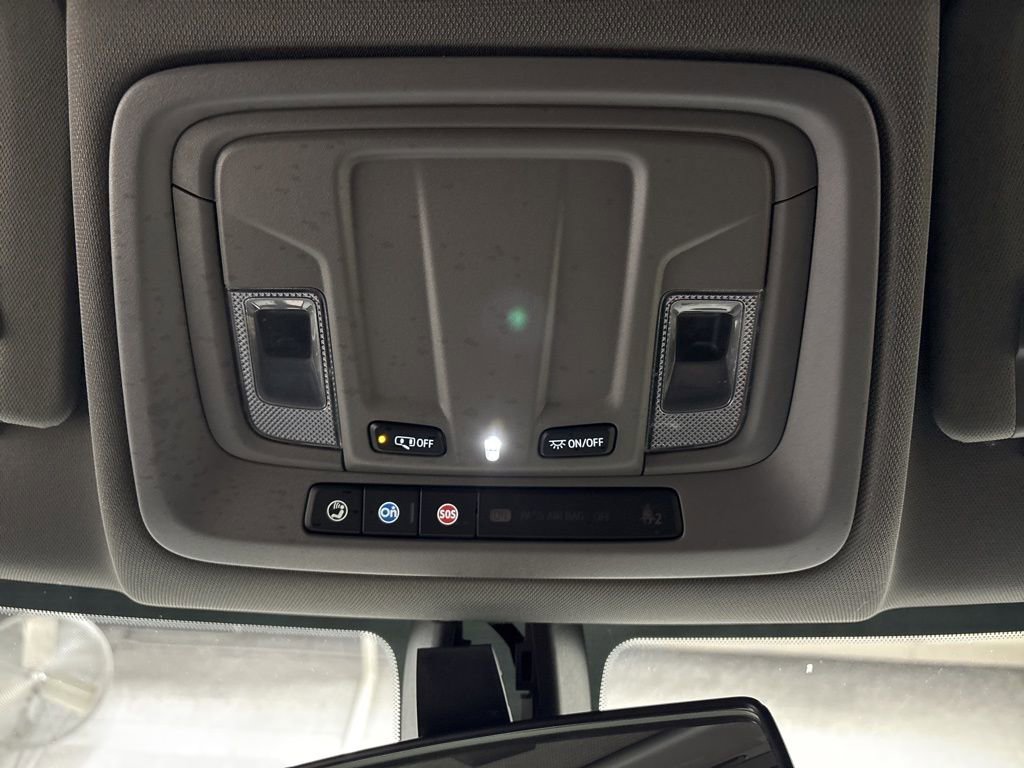 Used 2021 Chevrolet Silverado 1500 RST image 24