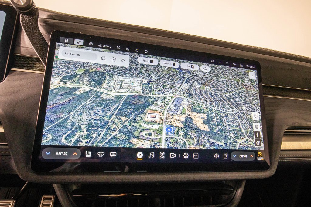 Used 2023 Rivian R1T Adventure image 20