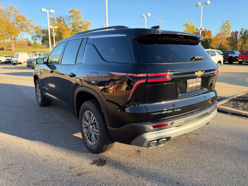 New 2027 Chevrolet Traverse LT w/ Driver Confidence Package AWD/4WD image 16