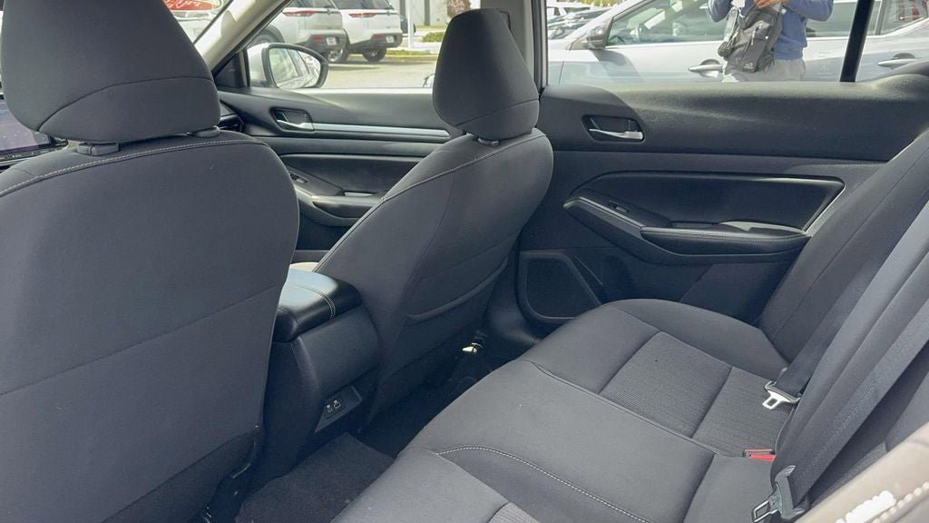 Used 2022 Nissan Altima 2.5 SV image 34
