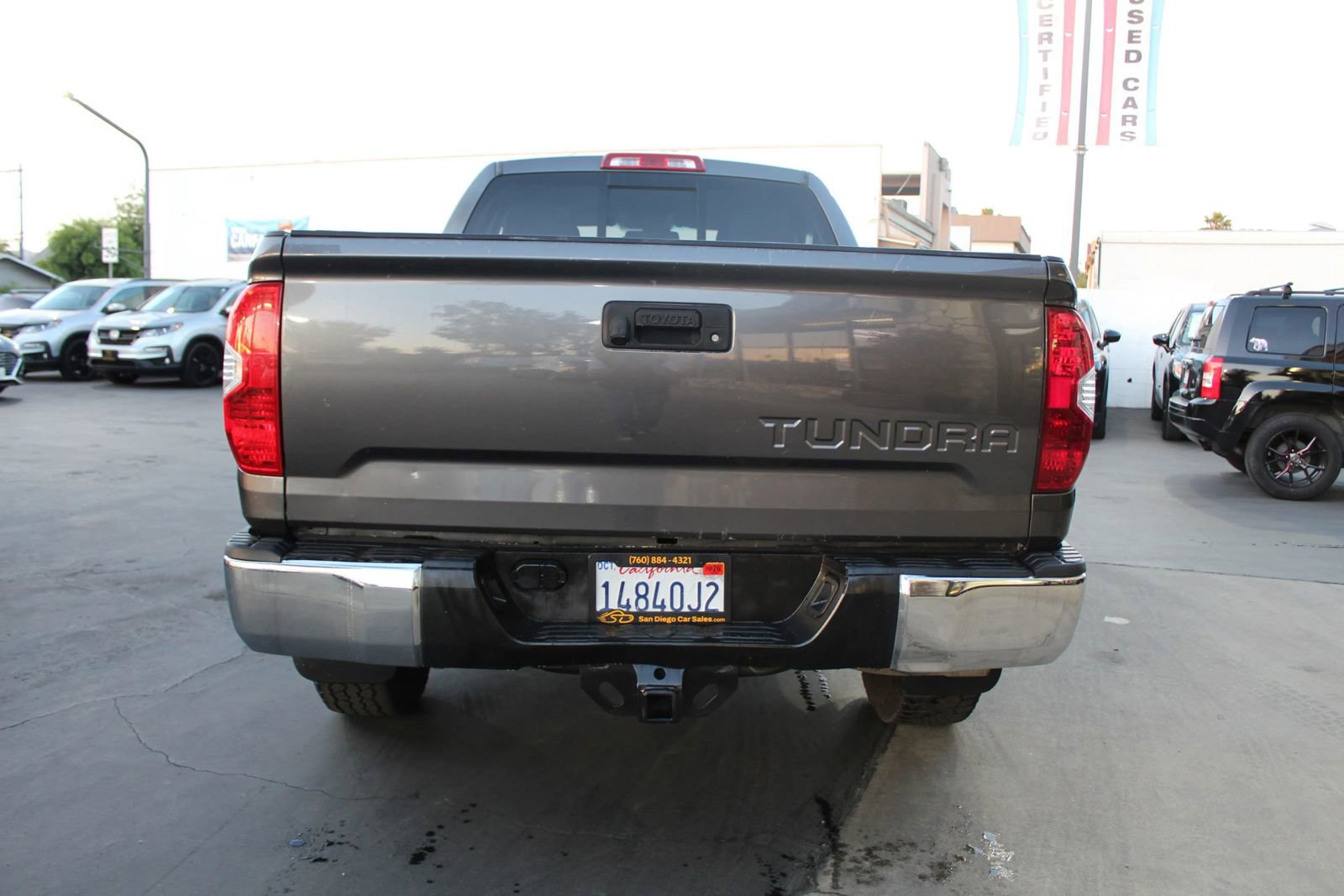 Used 2018 Toyota Tundra SR5 RWD image 4