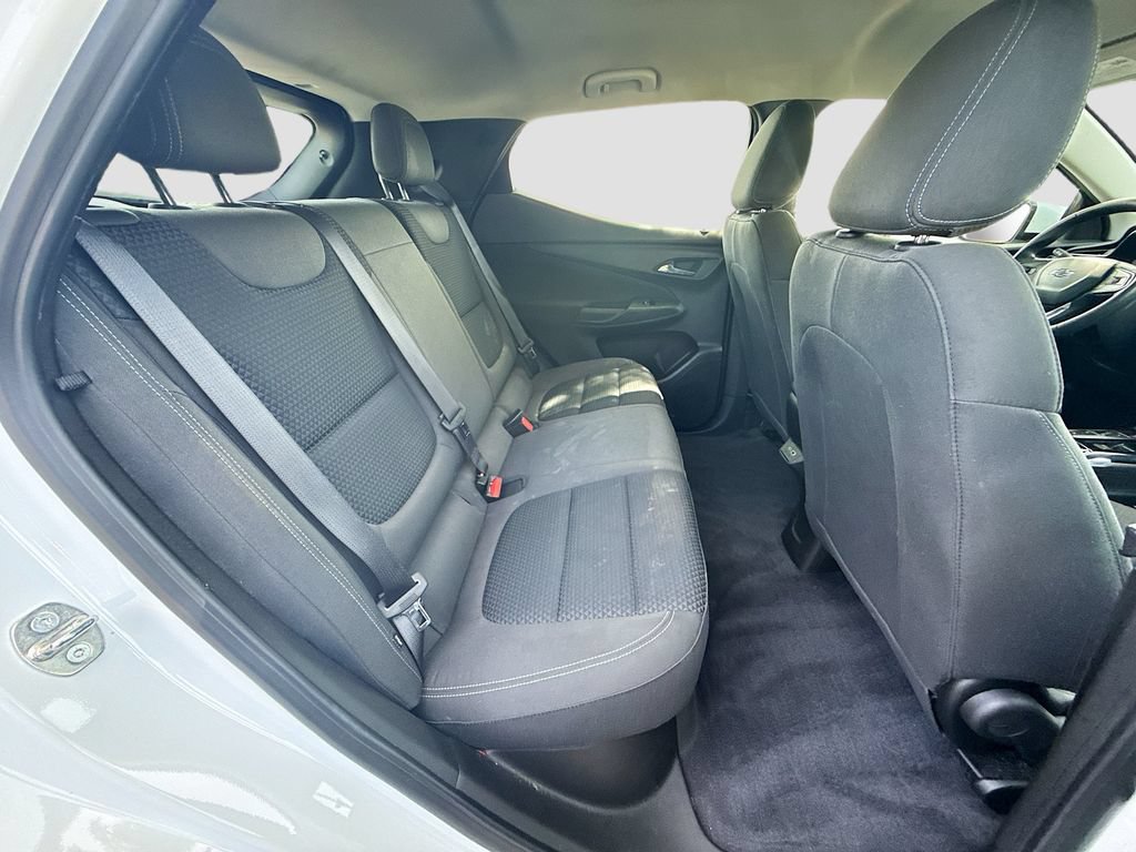 Used 2022 Chevrolet Bolt EUV LT FWD image 25