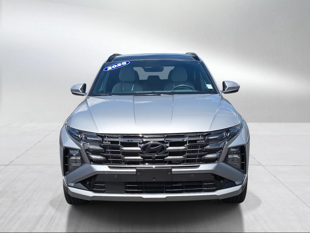 Used 2025 Hyundai Tucson Limited AWD/4WD image 8