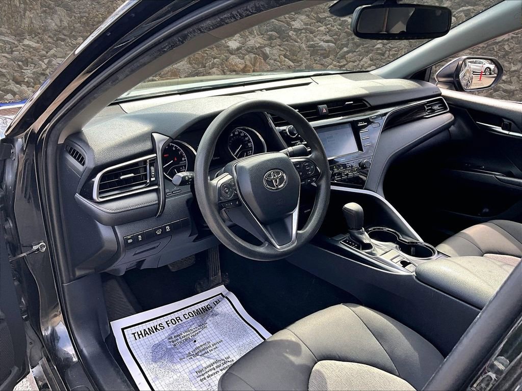 Used 2020 Toyota Camry LE w/ Convenience Package image 12