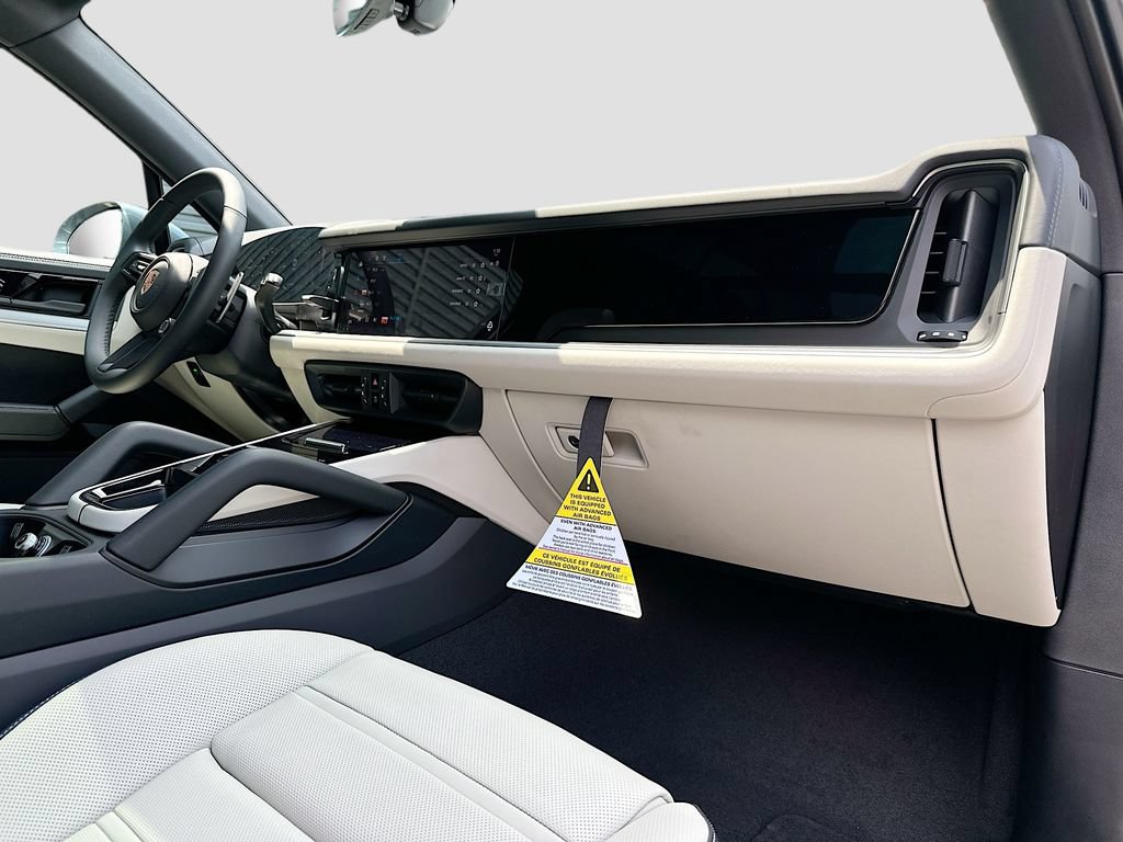 New 2026 Porsche Cayenne AWD/4WD image 31