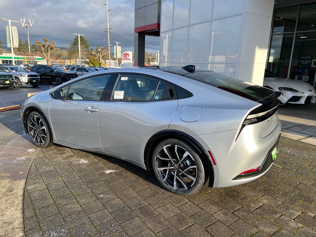 New 2026 Toyota Prius XSE Premium image 3