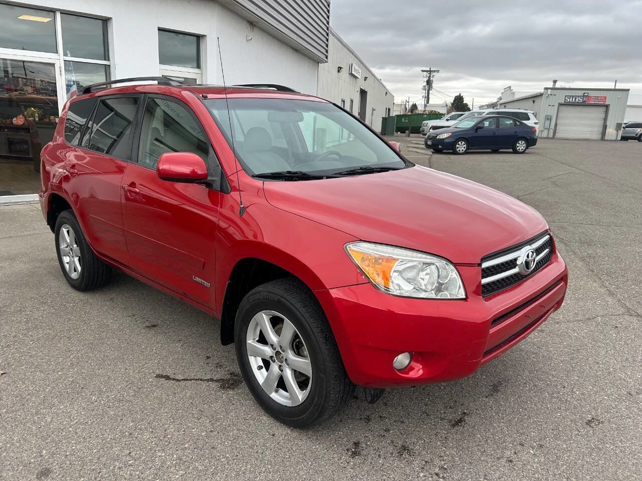Used 2008 Toyota RAV4 Limited image 4