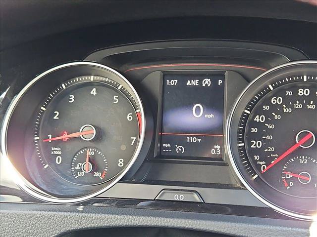 Used 2018 Volkswagen GTI SE FWD image 15