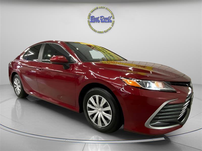 Used 2022 Toyota Camry LE image 7