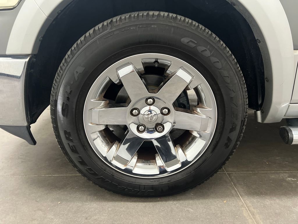 Used 2012 RAM 1500 Laramie RWD image 29