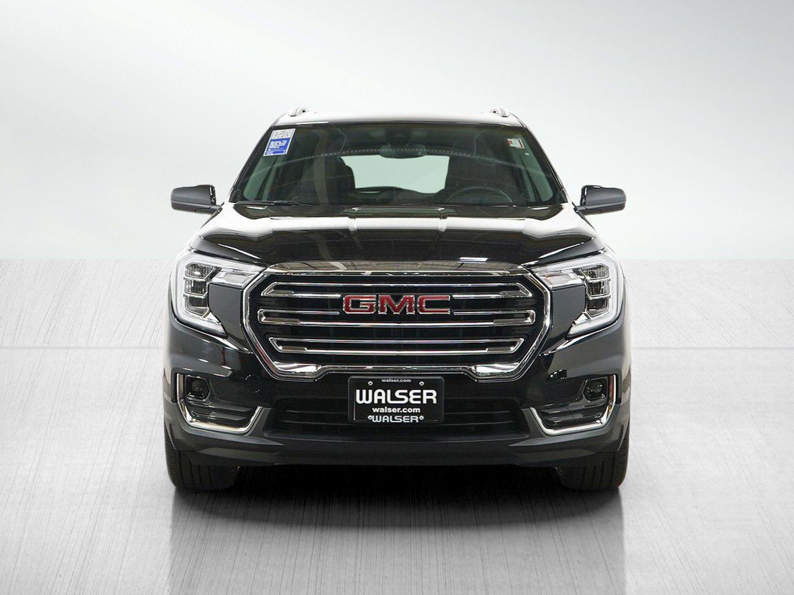 Used 2022 GMC Terrain SLT w/ Infotainment Package II AWD/4WD image 8