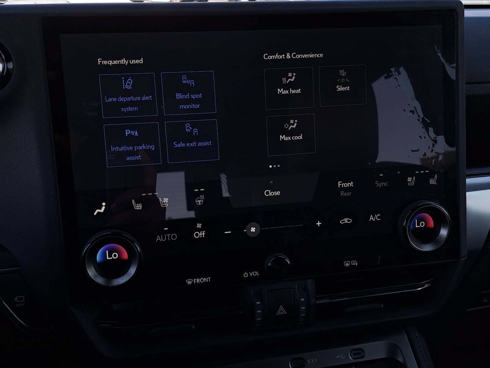 Used 2024 Lexus GX 550 w/ Cold Area Package AWD/4WD image 23