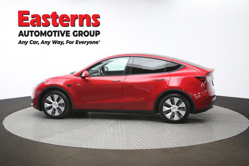 Used 2021 Tesla Model Y Standard Range image 58