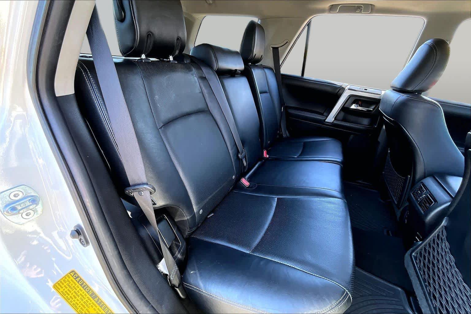 Used 2014 Toyota 4Runner Limited AWD/4WD image 19
