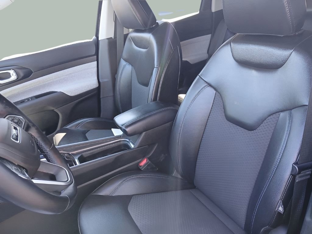 Used 2022 Jeep Compass Latitude w/ Convenience Group image 20