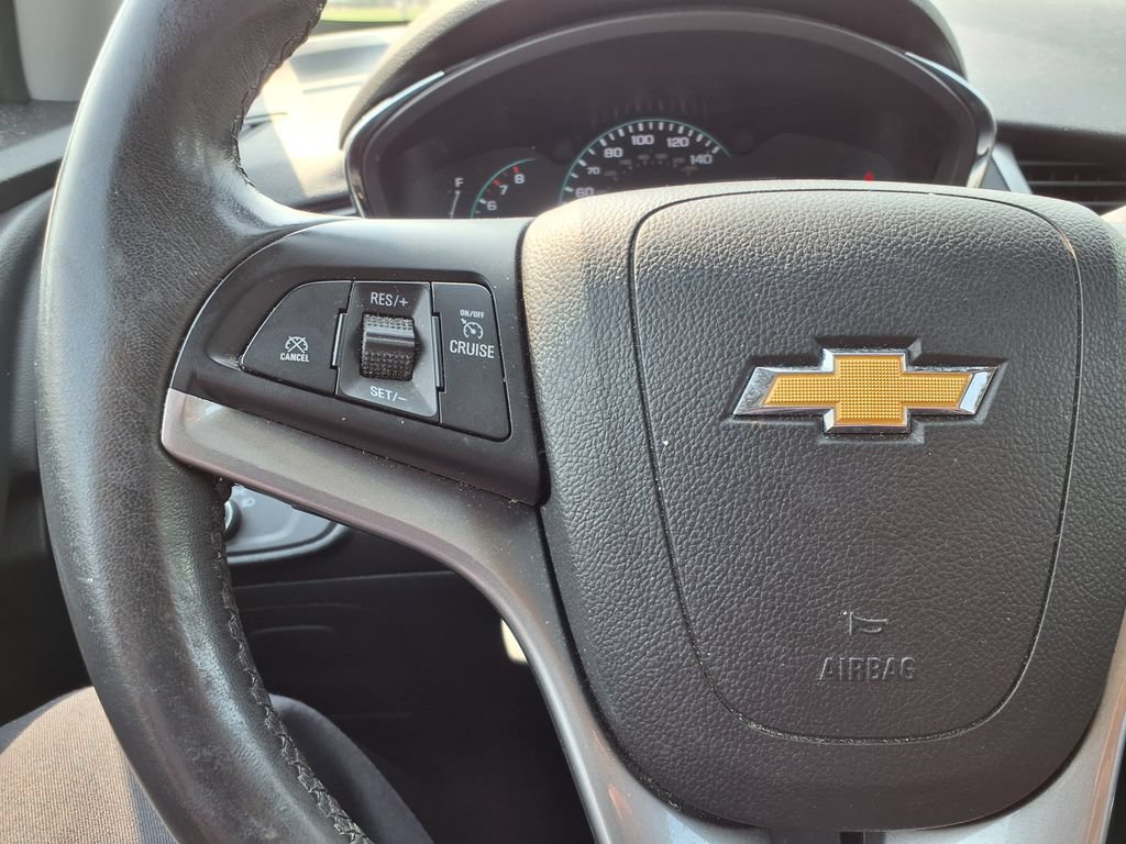 Used 2021 Chevrolet Trax LT w/ Sport Edition FWD image 20