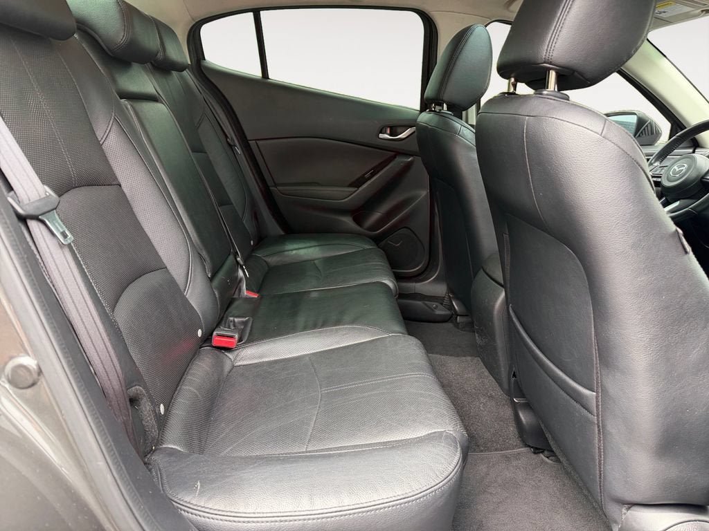 Used 2017 MAZDA MAZDA3 Grand Touring FWD image 18