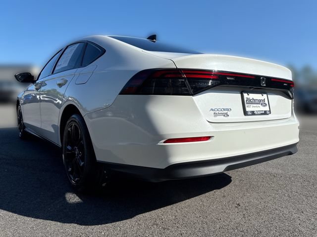 Used 2025 Honda Accord SE image 6