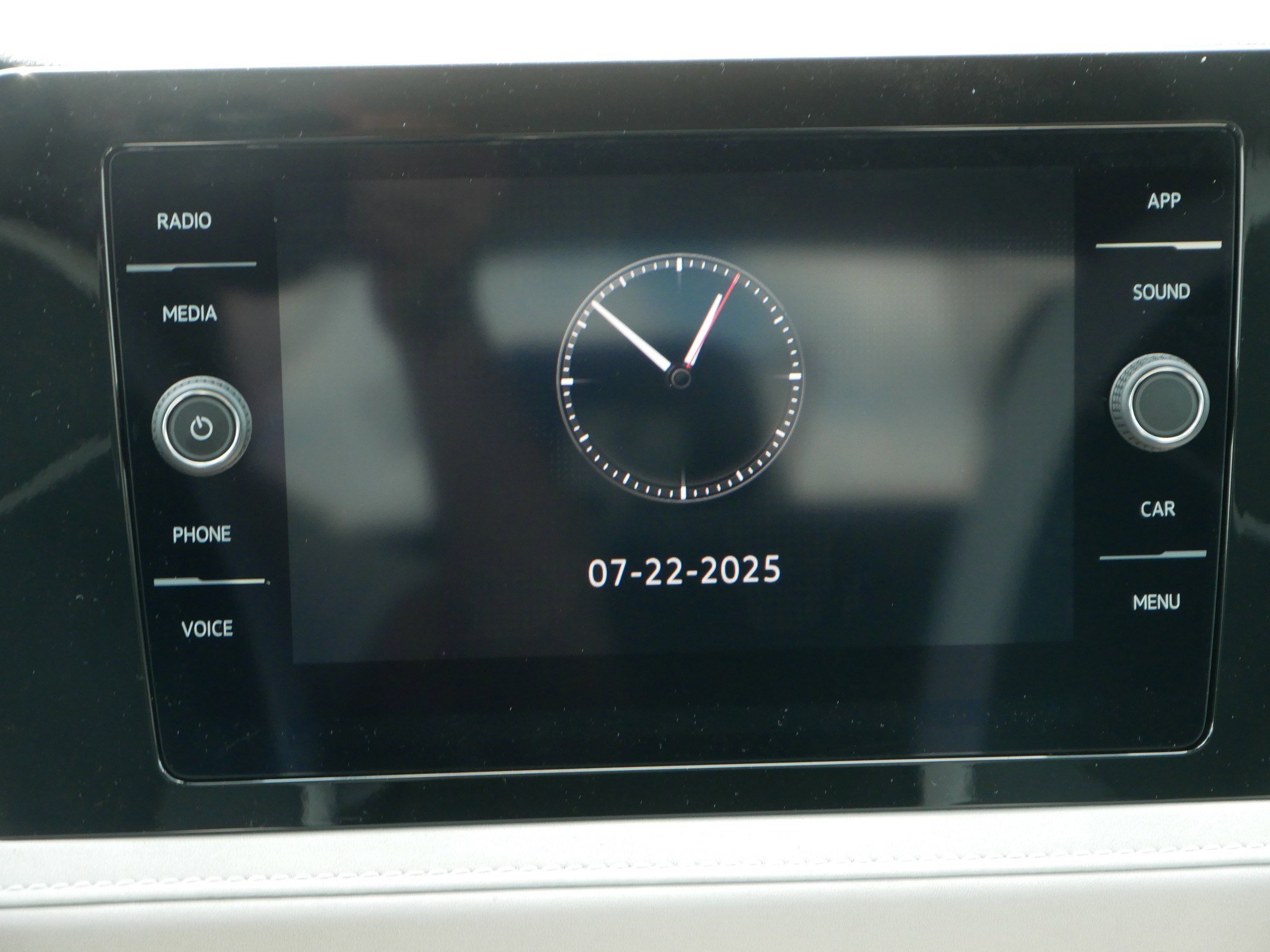 New 2026 Volkswagen Taos SE AWD/4WD image 10