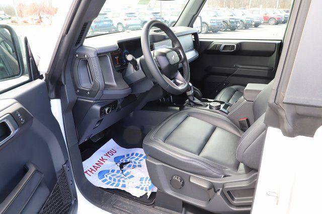 New 2025 Ford Bronco Badlands image 11