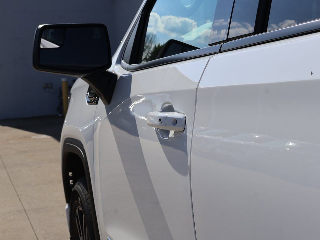 New 2026 GMC Sierra 1500 Elevation image 10