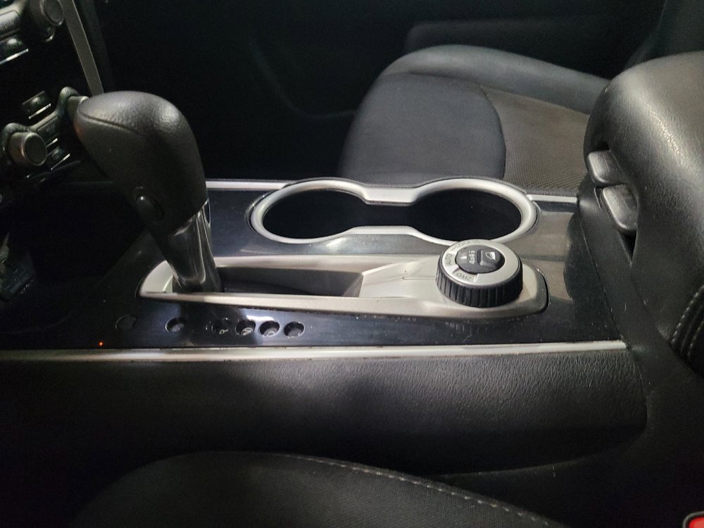 Used 2019 Nissan Pathfinder S AWD/4WD image 26