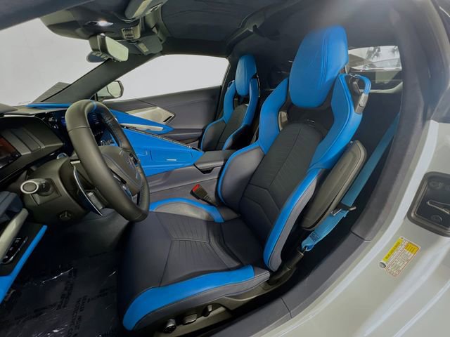 Used 2022 Chevrolet Corvette Stingray Premium Cpe w/ Z51 Performance Package RWD image 10