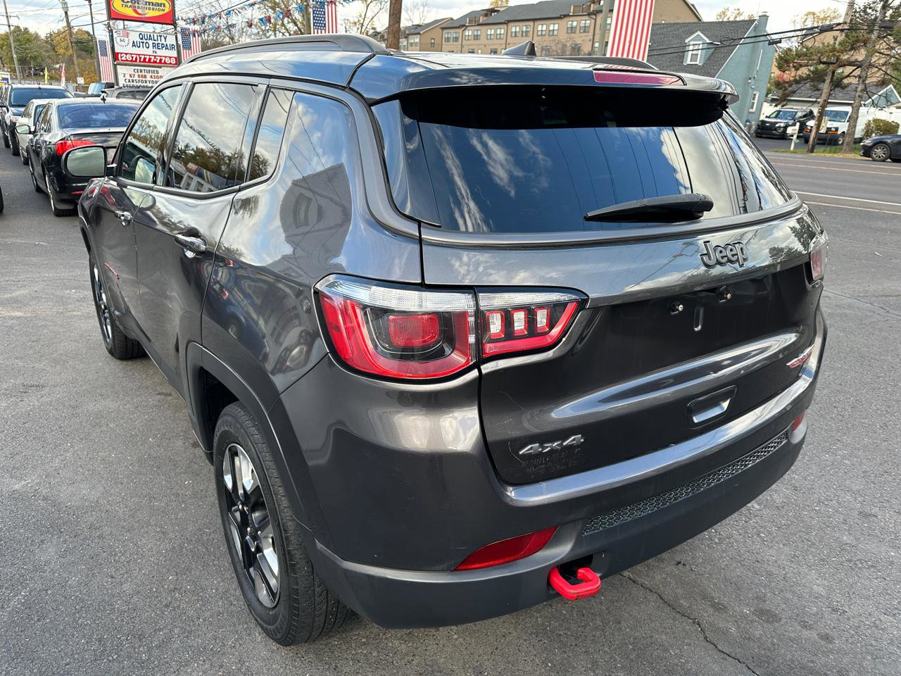 Used 2018 Jeep Compass Trailhawk AWD/4WD image 8
