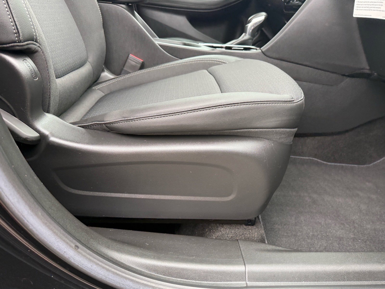 Used 2022 Buick Encore GX Select image 12