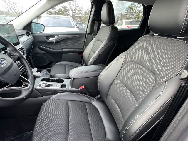 New 2026 Ford Escape SE FWD image 12