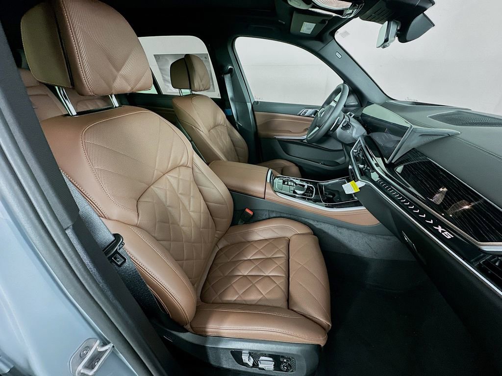 New 2026 BMW X5 xDrive40i w/ M Sport Package image 36