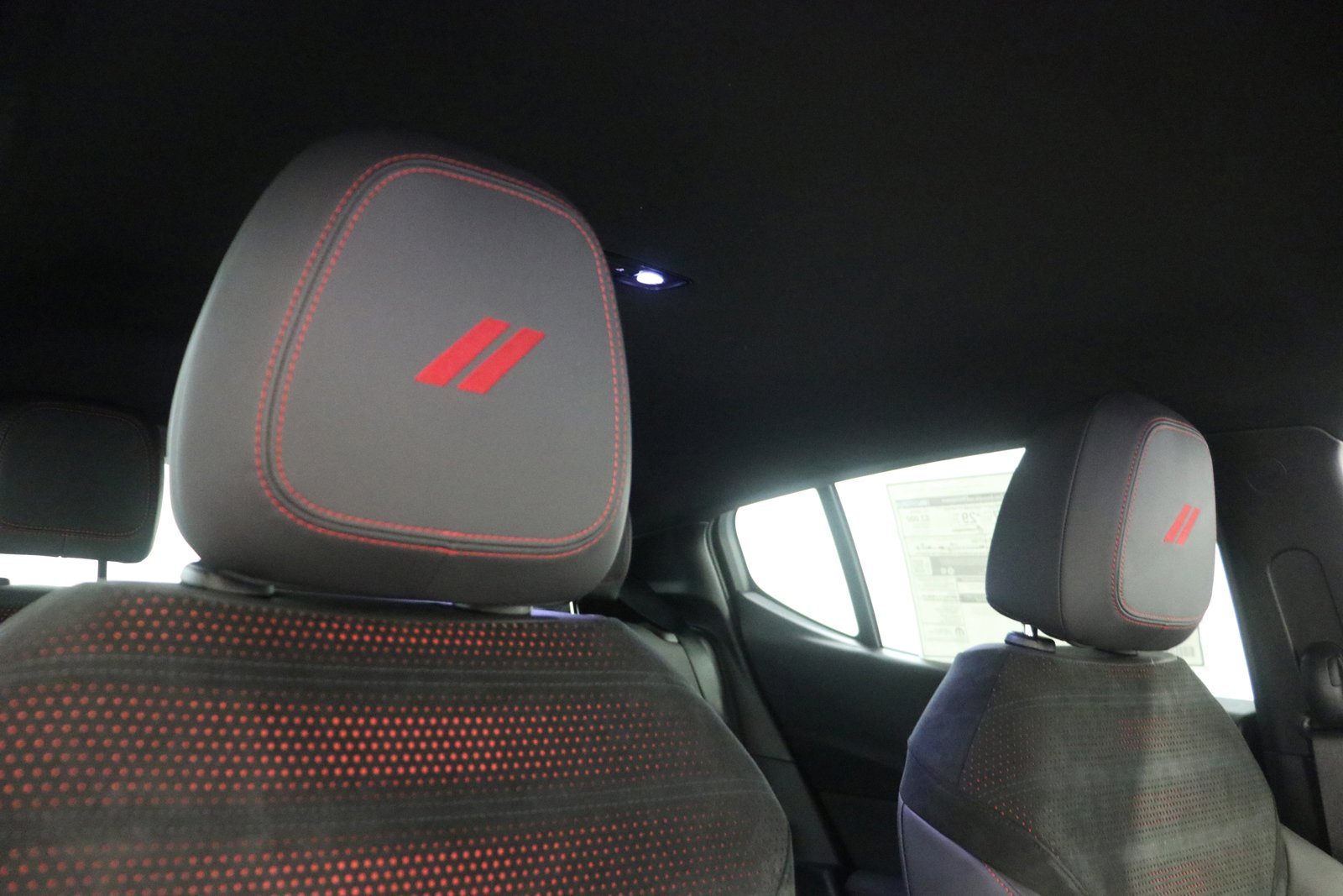 New 2024 Dodge Hornet R/T AWD/4WD image 9