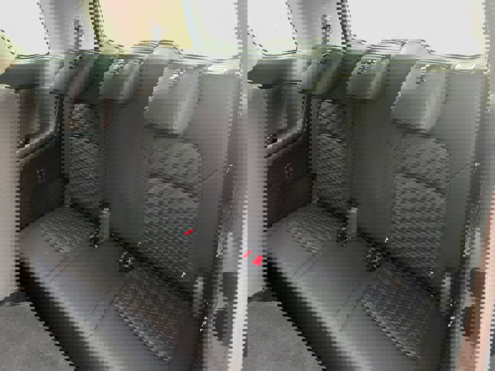 Certified 2022 Nissan Pathfinder SV w/ Cargo Package image 12