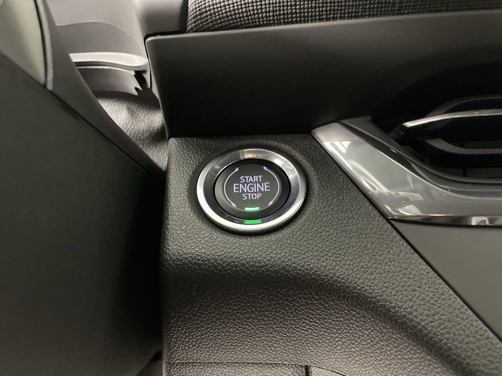 Used 2025 Buick Envista Preferred image 16