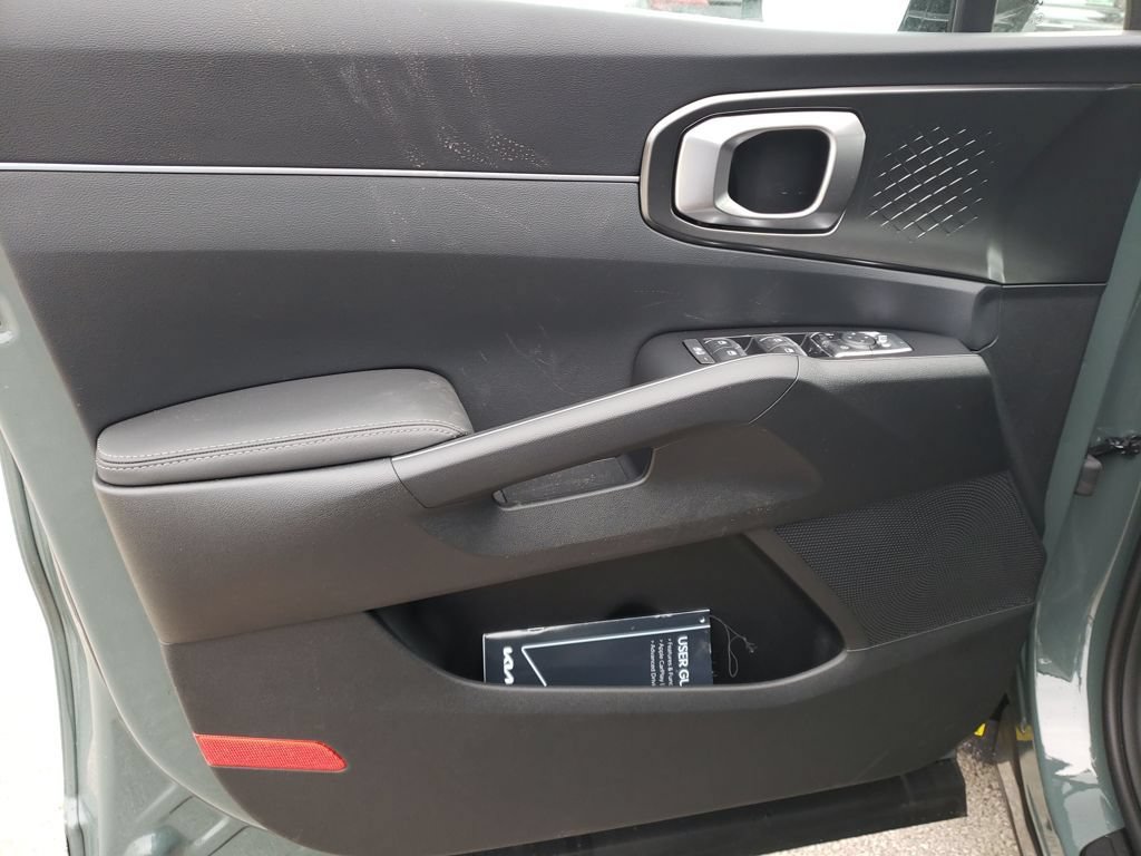 New 2026 Kia Sorento EX AWD/4WD image 17