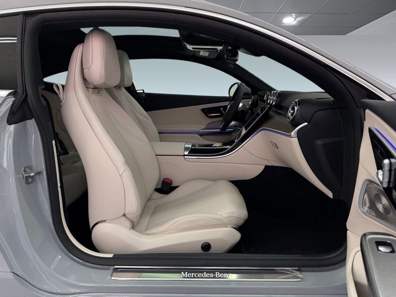 New 2026 Mercedes-Benz CLE 300 4MATIC Coupe image 23