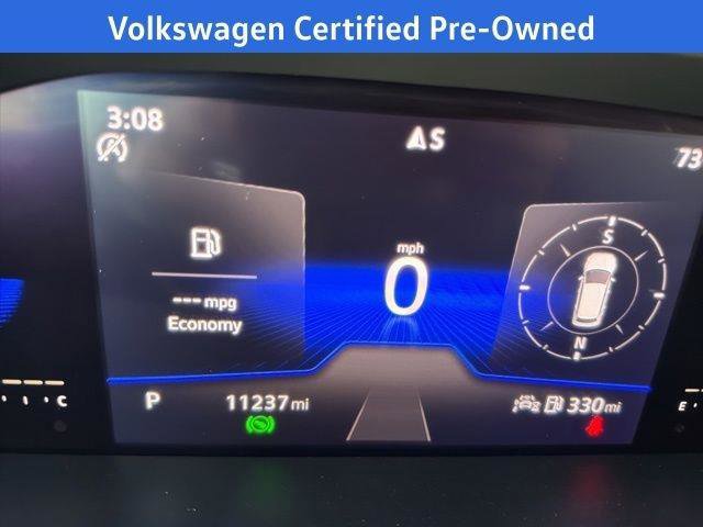 Certified 2023 Volkswagen Tiguan SE R-Line image 23