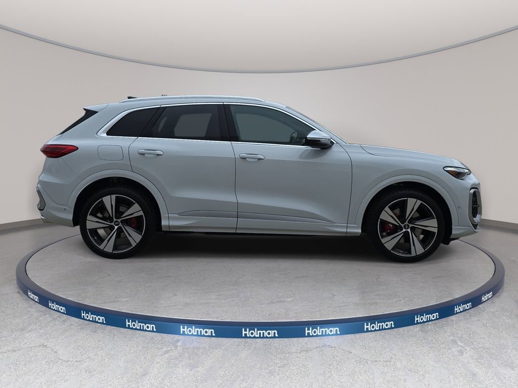 New 2026 Audi SQ5 Premium Plus image 4