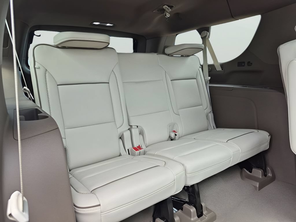 New 2026 GMC Yukon XL Denali w/ Sun & Power Step Package AWD/4WD image 43