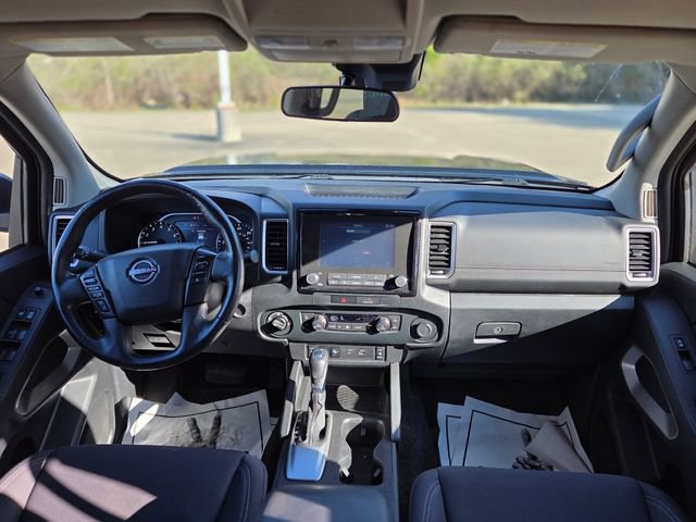 Used 2022 Nissan Frontier SV image 21