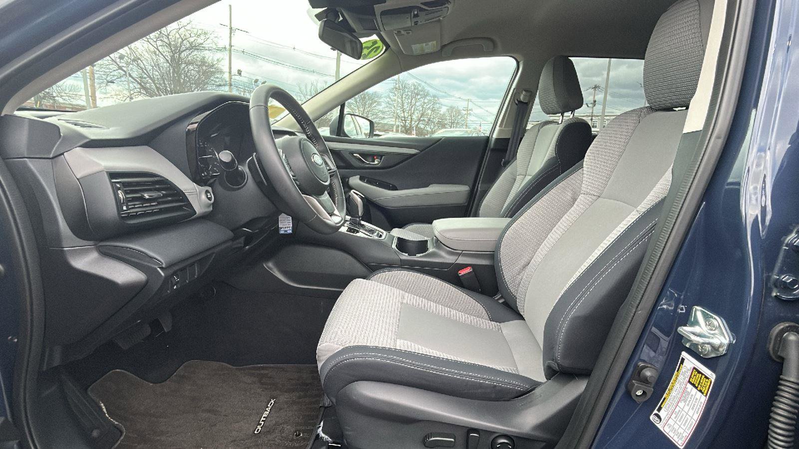 Certified 2025 Subaru Outback Premium image 27