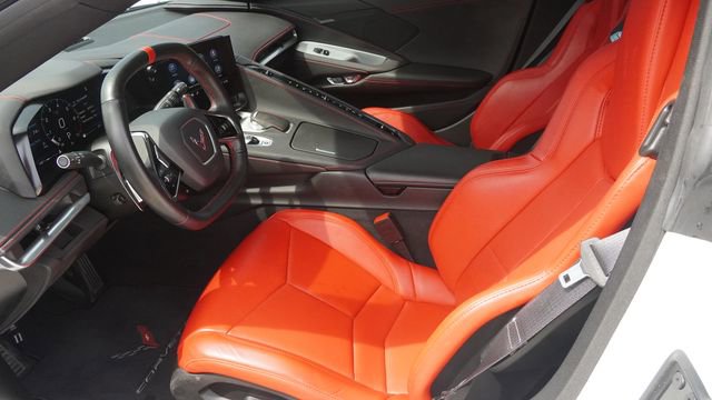 Used 2021 Chevrolet Corvette Stingray Convertible w/ Z51 Performance Package RWD image 14