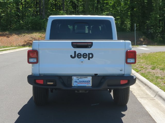 New 2026 Jeep Gladiator Sport AWD/4WD image 12