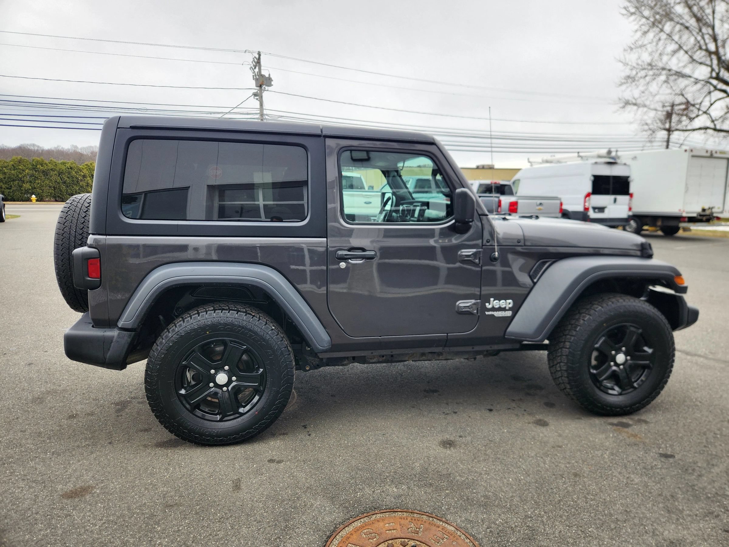 Used 2020 Jeep Wrangler Sport AWD/4WD image 15