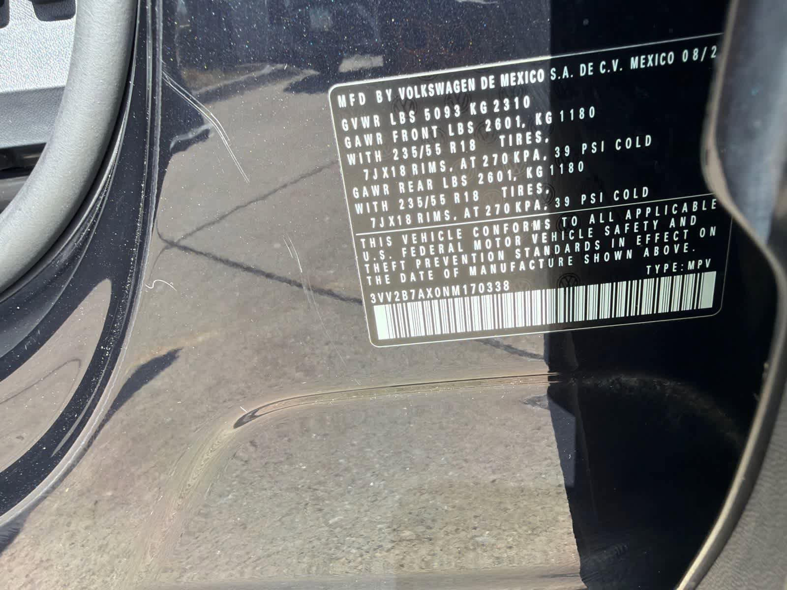 Used 2022 Volkswagen Tiguan SE w/ Panoramic Sunroof Package image 21